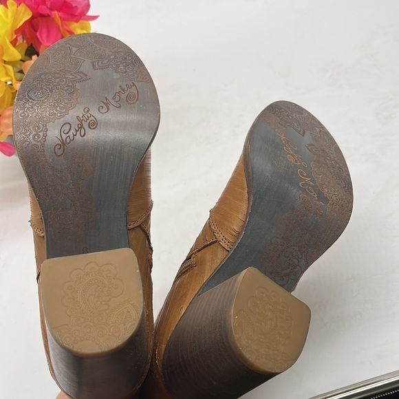 Naughty Monkey Tan Cow Aniline/ Leather Ankle Boots Sz 9. MCA1280G - Picture 6 of 8